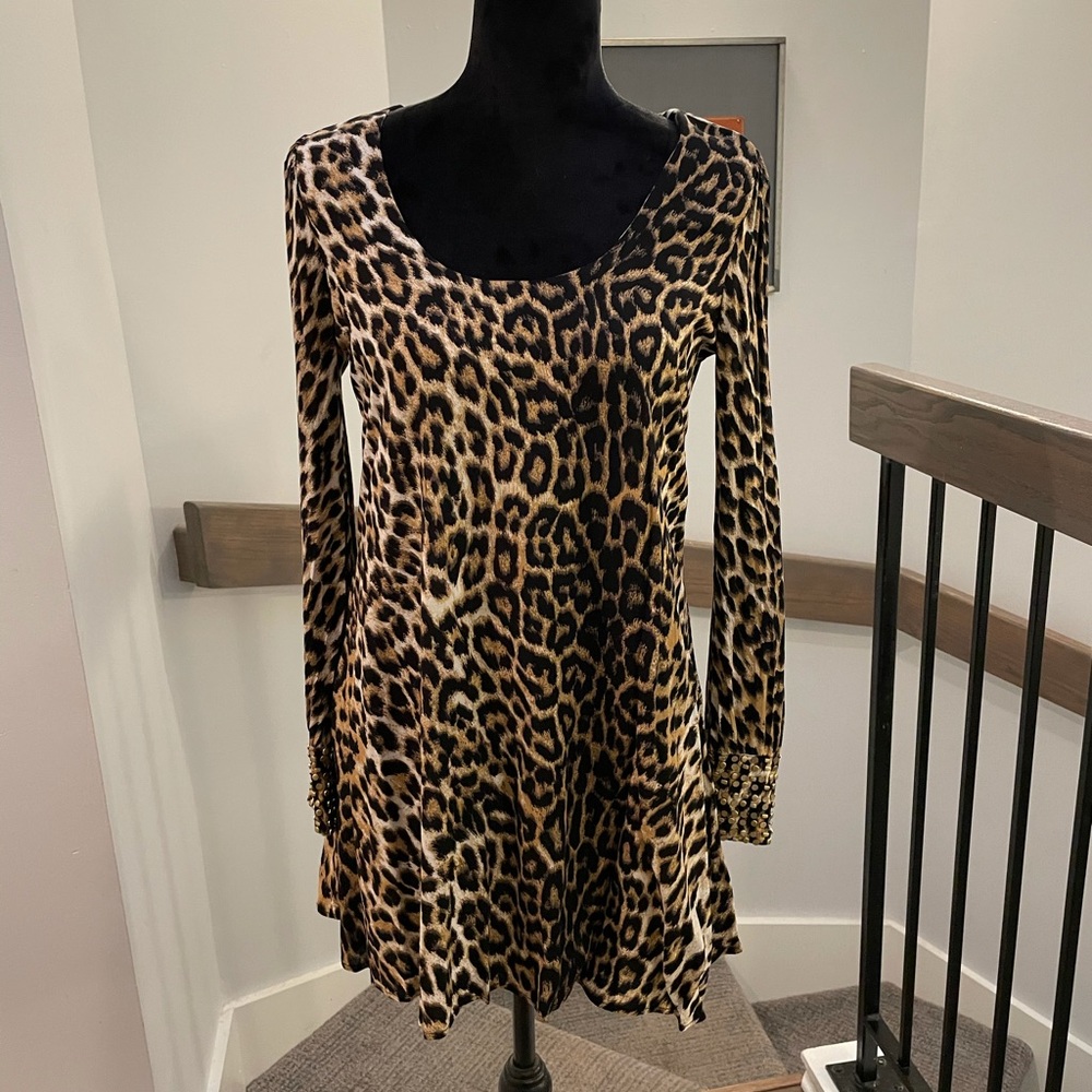 Sassy Leopard Dress ❤️